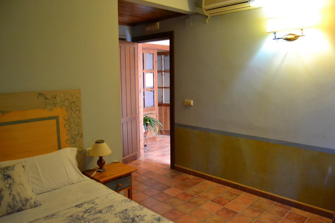 Hostal Toribio Galaroza Exterior photo